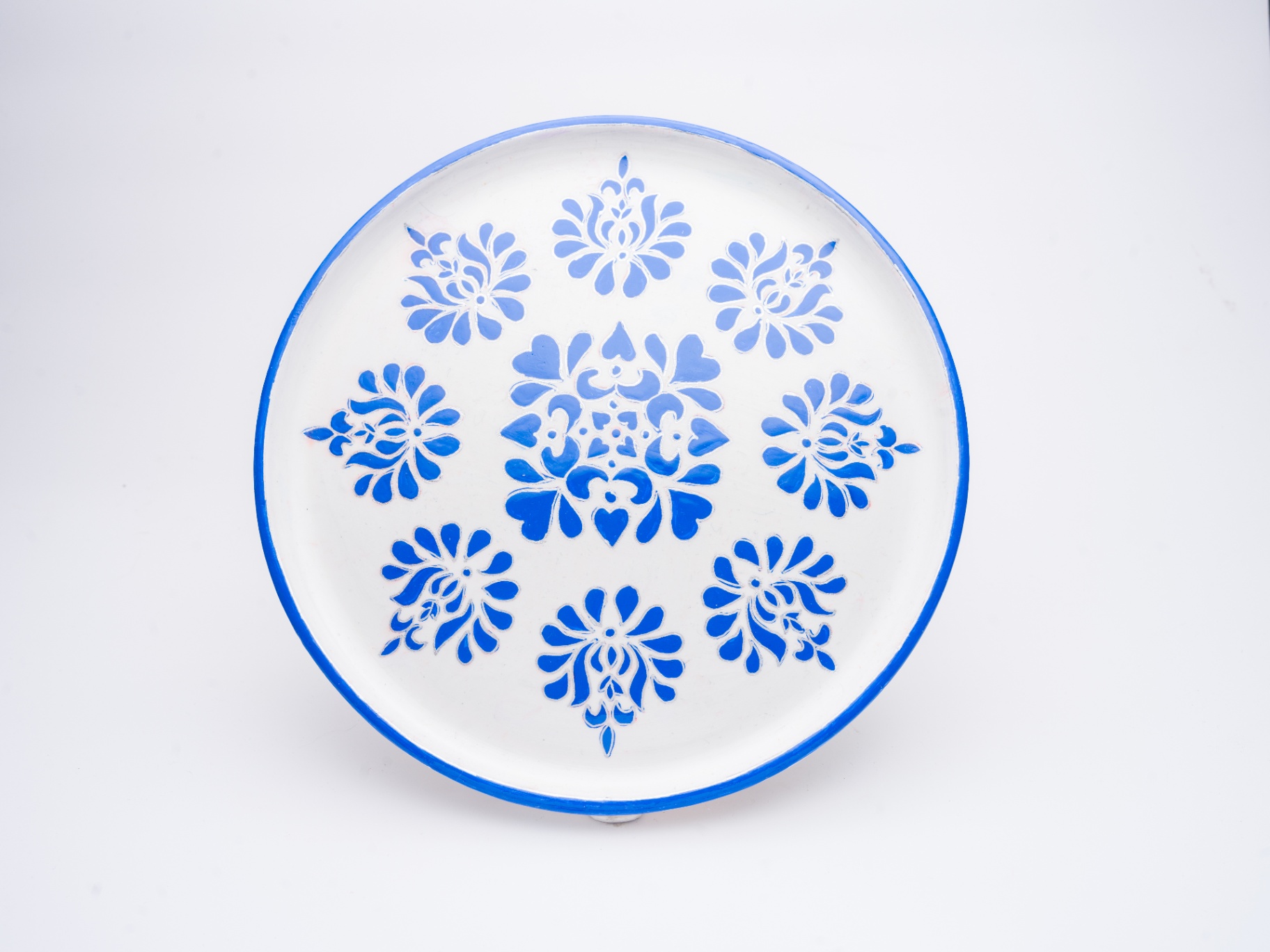 Cobalt Bloom II — white plate with blue floral patterns
